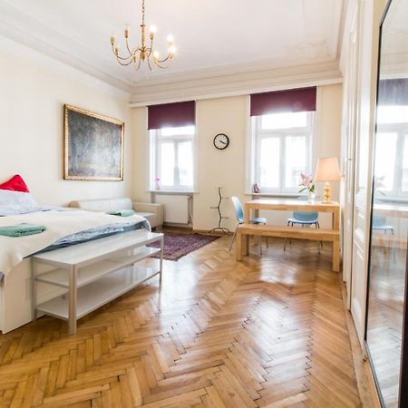 Elegant, Stylish Studio In The Heart Of Vienna! Leilighet Eksteriør bilde